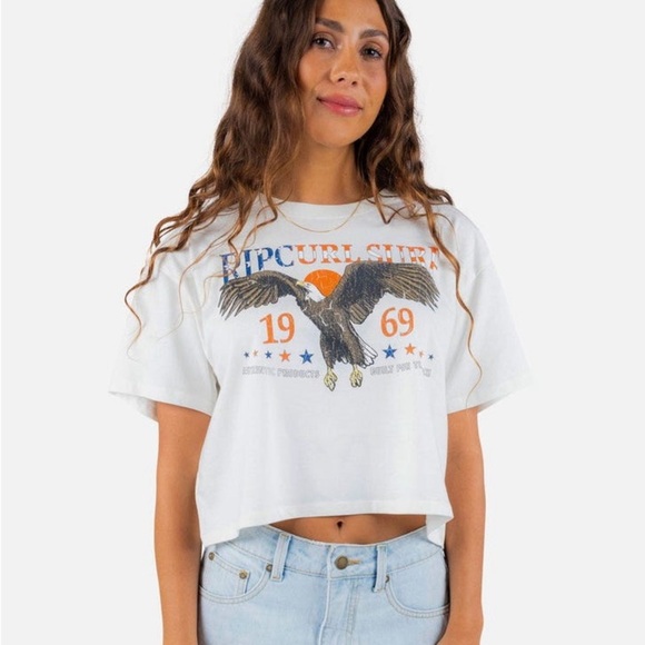 Rip Curl Soaring Crop Tee - Picture 1 of 5